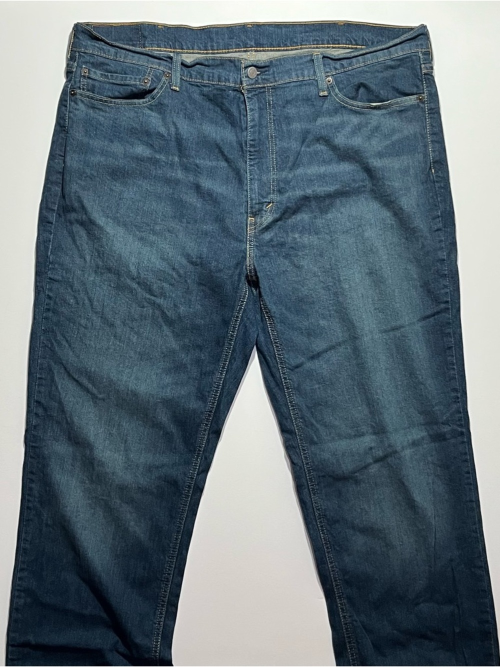 Levi’s 541 Athletic Fit, Tapered Leg Blue Jeans, Size 42x36